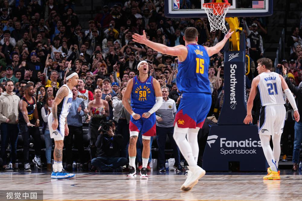 步都可能受 步都可能受