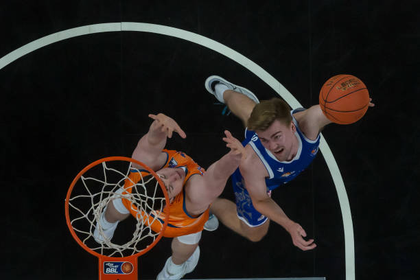 行侠管理层 行侠管理层