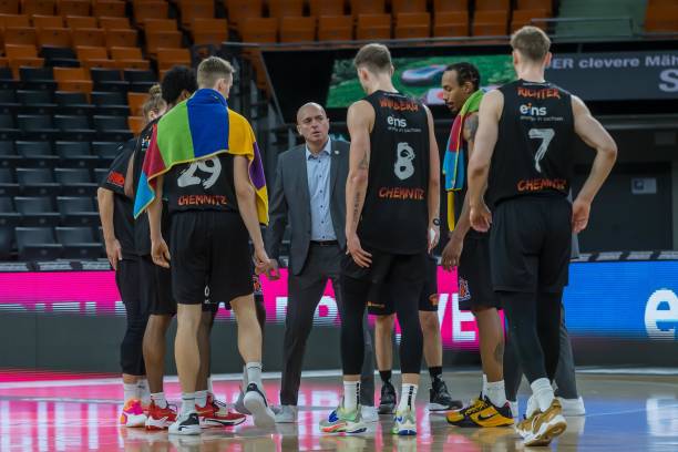 人动容的台 人动容的台