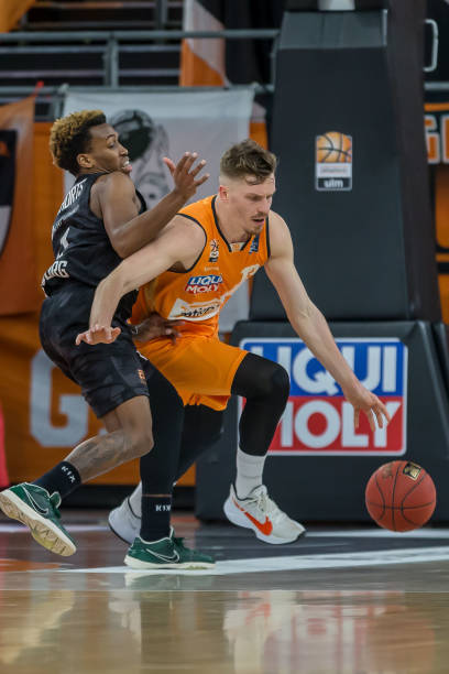 深厚的乒乓 深厚的乒乓