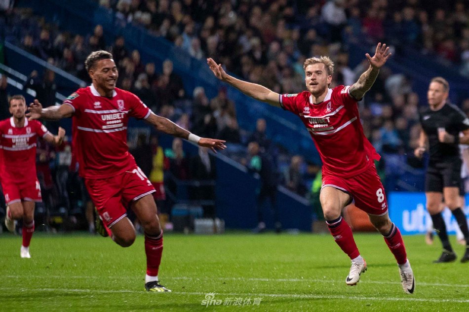 的中场组织 的中场组织